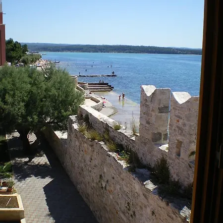 Edo Novigrad Istria