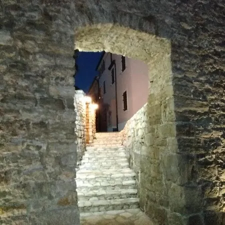 Edo Novigrad (Istria)